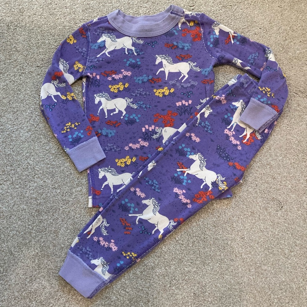 Size 3 Hanna Andersson Pajamas Unicorns Purple